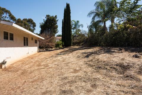 3435 Calavo Dr, Spring Valley, CA 91978 photo 17
