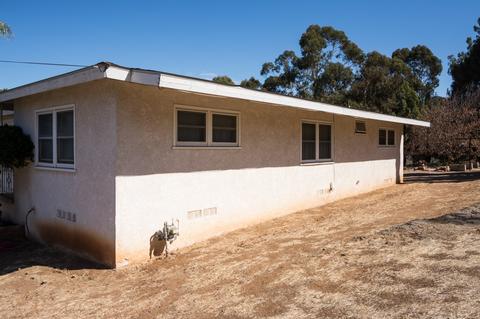 3435 Calavo Dr, Spring Valley, CA 91978 photo 2