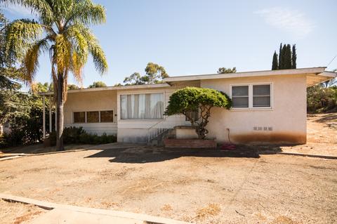 3435 Calavo Dr, Spring Valley, CA 91978 photo 1