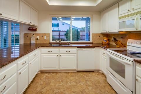 4465 Augusta Dr, Oceanside, CA 92057 photo 9