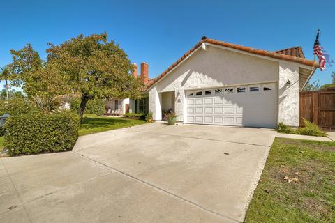 327 N Willowspring Dr, Encinitas, CA 92024 photo 6