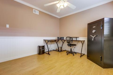 8541 Heil Ave, Westminster, CA 92683 photo 17