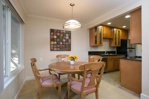 8666 Via Mallorca #E, La Jolla, CA 92037 photo 6