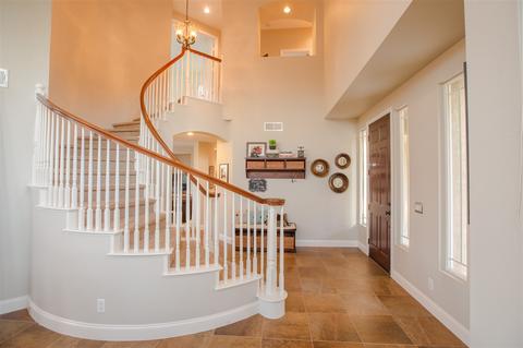 16914 Obsidian Dr, Ramona, CA 92065 photo 2