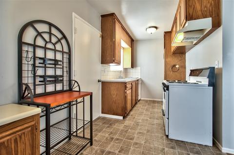 5668 Bella Dr, Riverside, CA 92509 photo 5