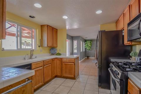 1202 Shay Pl, Escondido, CA 92026 photo 5