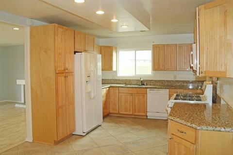 9807 Pebble Beach Dr, Santee, CA 92071 photo 2