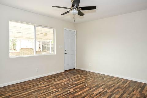 729 Aster St, Escondido, CA 92027 photo 4