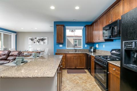 1304 Calabria St, Santee, CA 92071 photo 4