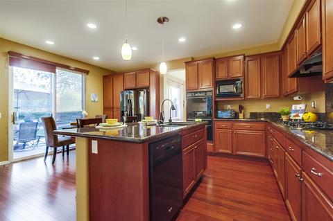 620 Edgewater Dr, San Marcos, CA 92078 photo 11