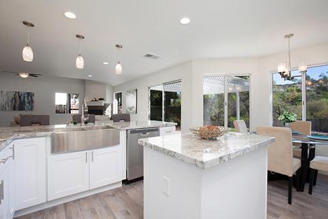 565 Silver Shadow Dr, San Marcos, CA 92078 photo 4