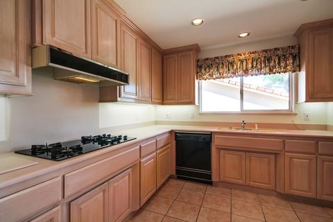 933 Ridge Heights Dr, Fallbrook, CA 92028 photo 4