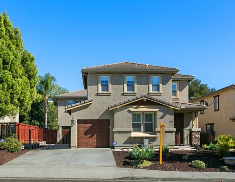 1080 Greenway Rd, Oceanside, CA 92057 photo 1