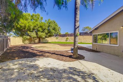 548 Luna Dr, Oceanside, CA 92057 photo 21