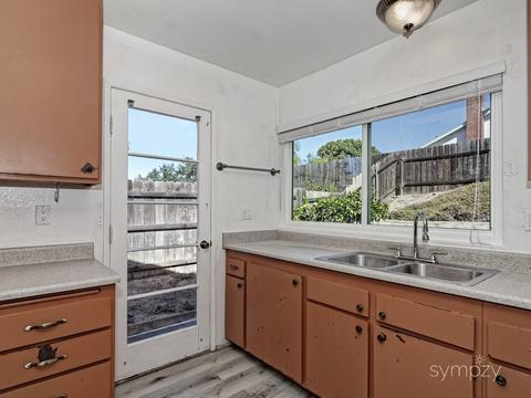 10872 Wagon Wheel Dr, Spring Valley, CA 91978 photo 9