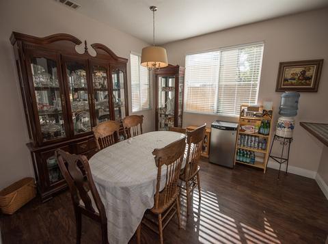 111 Valera Way, Oceanside, CA 92057 photo 5