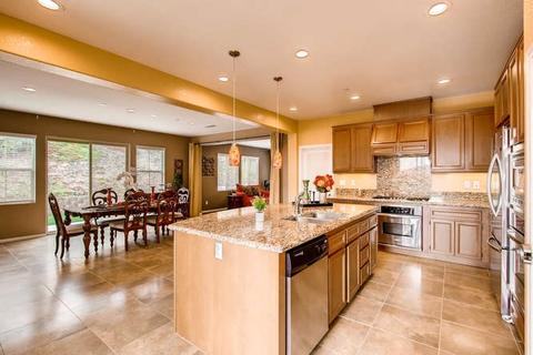 2460 E Tangelo Pl, Escondido, CA 92027 photo 3