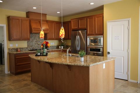 2460 E Tangelo Pl, Escondido, CA 92027 photo 2