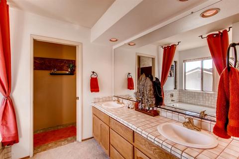 13024 Treecrest St, Poway, CA 92064 photo 10