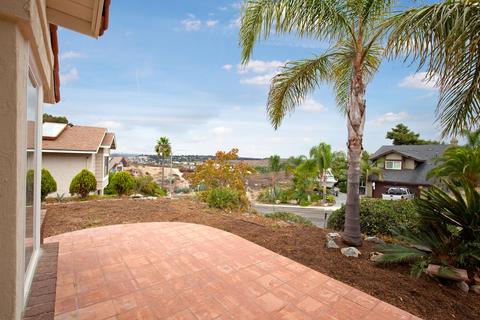 1333 Eldean Ln, Oceanside, CA 92054 photo 2
