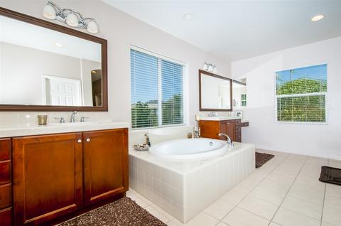 2345 Douglaston, Escondido, CA 92026 photo 21