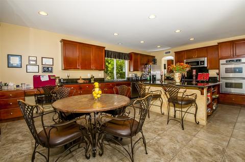 2345 Douglaston, Escondido, CA 92026 photo 12