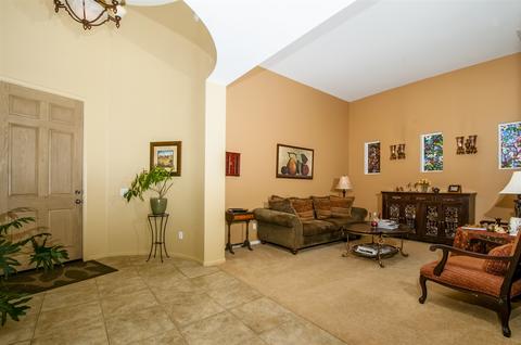 2345 Douglaston, Escondido, CA 92026 photo 3