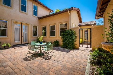 2345 Douglaston, Escondido, CA 92026 photo 8