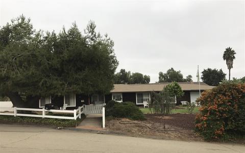 1908 Summit Ridge Dr, Escondido, CA 92027 photo 1