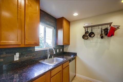 9220 Kenwood Dr #D, Spring Valley, CA 91977 photo 10