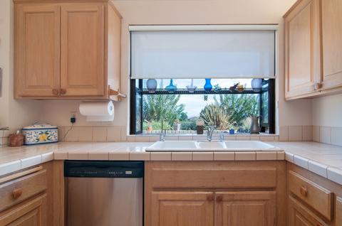 Undisclosed, La Jolla, CA 92037 photo 12