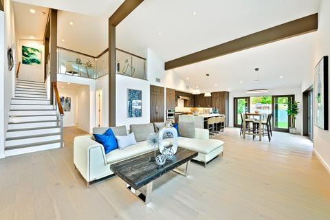 5495 Rutgers Rd, La Jolla, CA 92037 photo 6