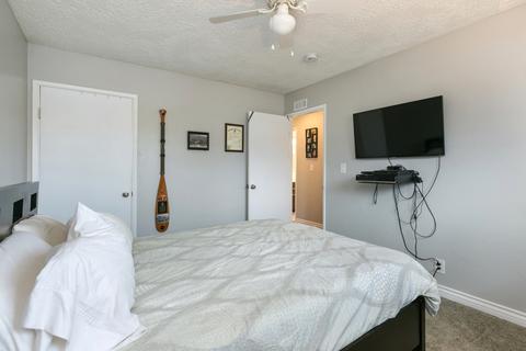 4953 Luna Dr, Oceanside, CA 92057 photo 16