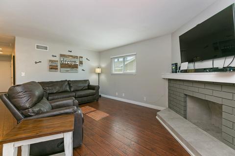 4953 Luna Dr, Oceanside, CA 92057 photo 3