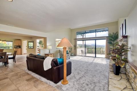 2520 Foothill, Vista, CA 92084 photo 3