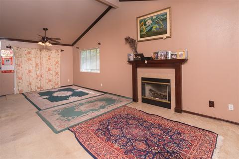 580 Clayton Ct, El Cajon, CA 92021 photo 2
