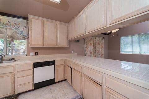 580 Clayton Ct, El Cajon, CA 92021 photo 5