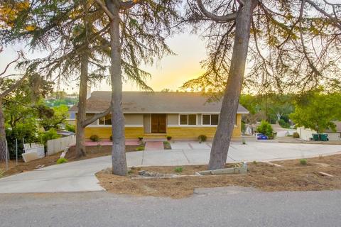 1427 York, Vista, CA 92084 photo 1
