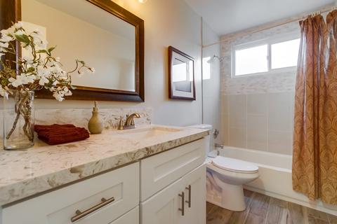 1427 York, Vista, CA 92084 photo 16