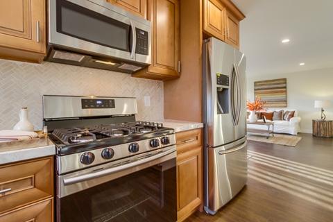 1427 York, Vista, CA 92084 photo 10