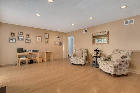 9910 Grandview Dr, La Mesa, CA 91941 photo 8