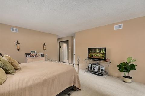 9910 Grandview Dr, La Mesa, CA 91941 photo 14