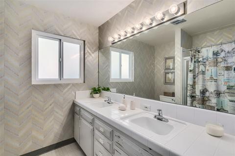 9910 Grandview Dr, La Mesa, CA 91941 photo 18