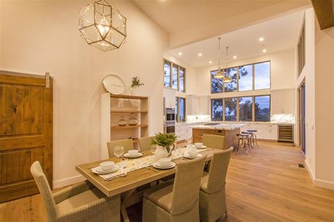 2810 Hidden Valley Rd, La Jolla, CA 92037 photo 14