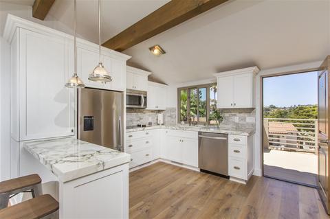 2810 Hidden Valley Rd, La Jolla, CA 92037 photo 17