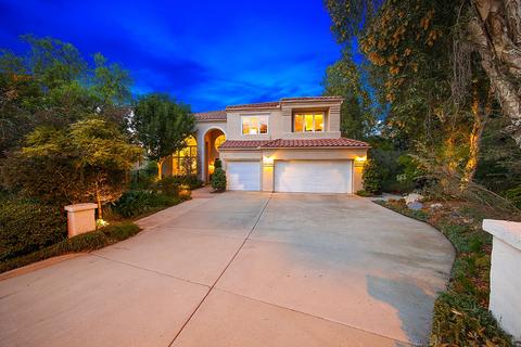 1474 Andorre Gln, Escondido, CA 92029 photo 3