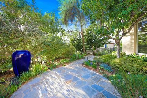 1474 Andorre Gln, Escondido, CA 92029 photo 24