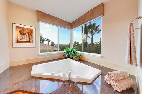 1474 Andorre Gln, Escondido, CA 92029 photo 17
