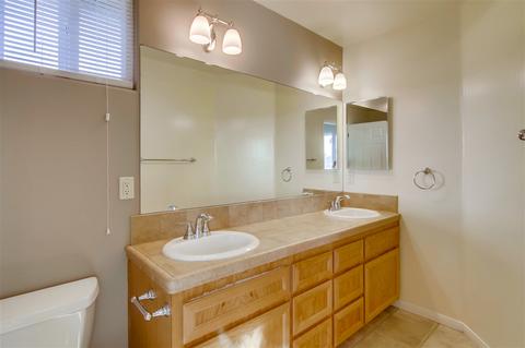 647 10th, Imperial Beach, CA 91932 photo 13
