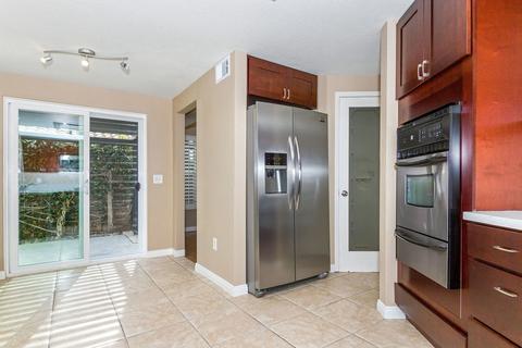 1821 Via Allena, Oceanside, CA 92056 photo 10